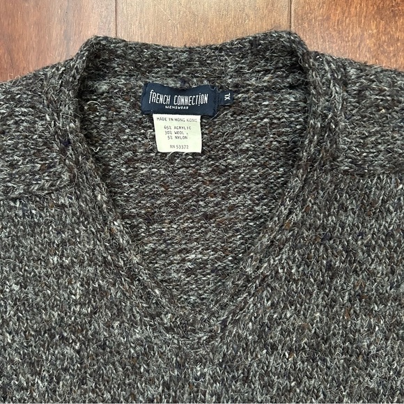 Vintage Men's French Connection Gray V-Neck Fisherman Wool Blend Sweater Size XL - Picture 4 of 14